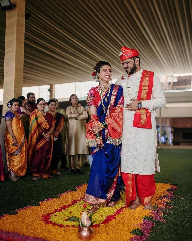 We love well-coordinated maharashtrian couple 💕💕 How about you .? . ✨ .  Maharashtrian wedding 💕 . Couple:- @amarjeet_aj27 @p... | Instagram